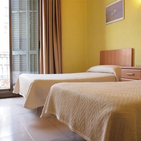 Hostal Delfos Barcelona Zewnętrze zdjęcie