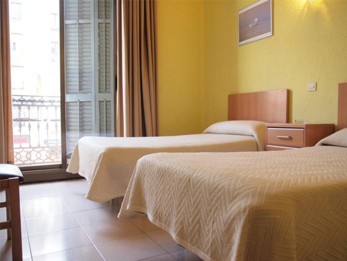 Hostal Delfos Barcelona Zewnętrze zdjęcie