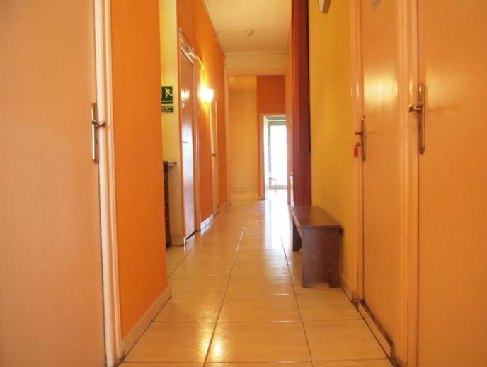 Hostal Delfos Barcelona Zewnętrze zdjęcie
