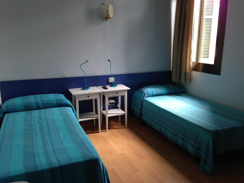 Hostal Delfos Barcelona Zewnętrze zdjęcie