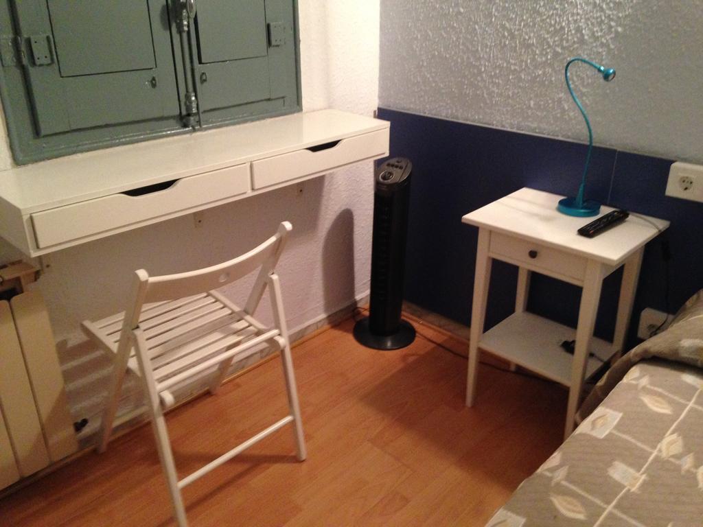 Hostal Delfos Barcelona Zewnętrze zdjęcie